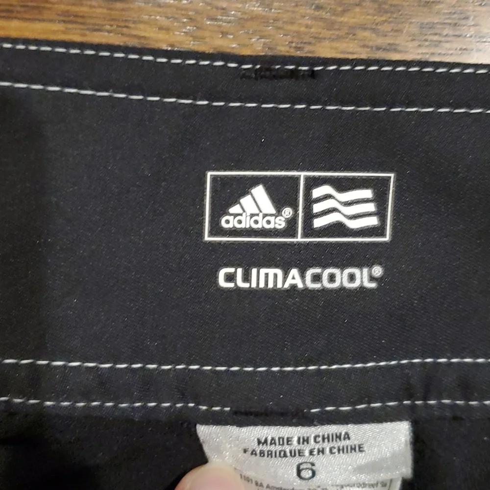 Womens Adidas ClimaCool black & white skort size 6 - Picture 4 of 5